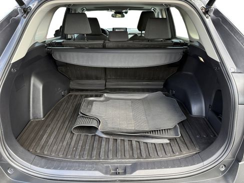Used 2022 Toyota RAV4 XLE w/ Convenience Package image 17