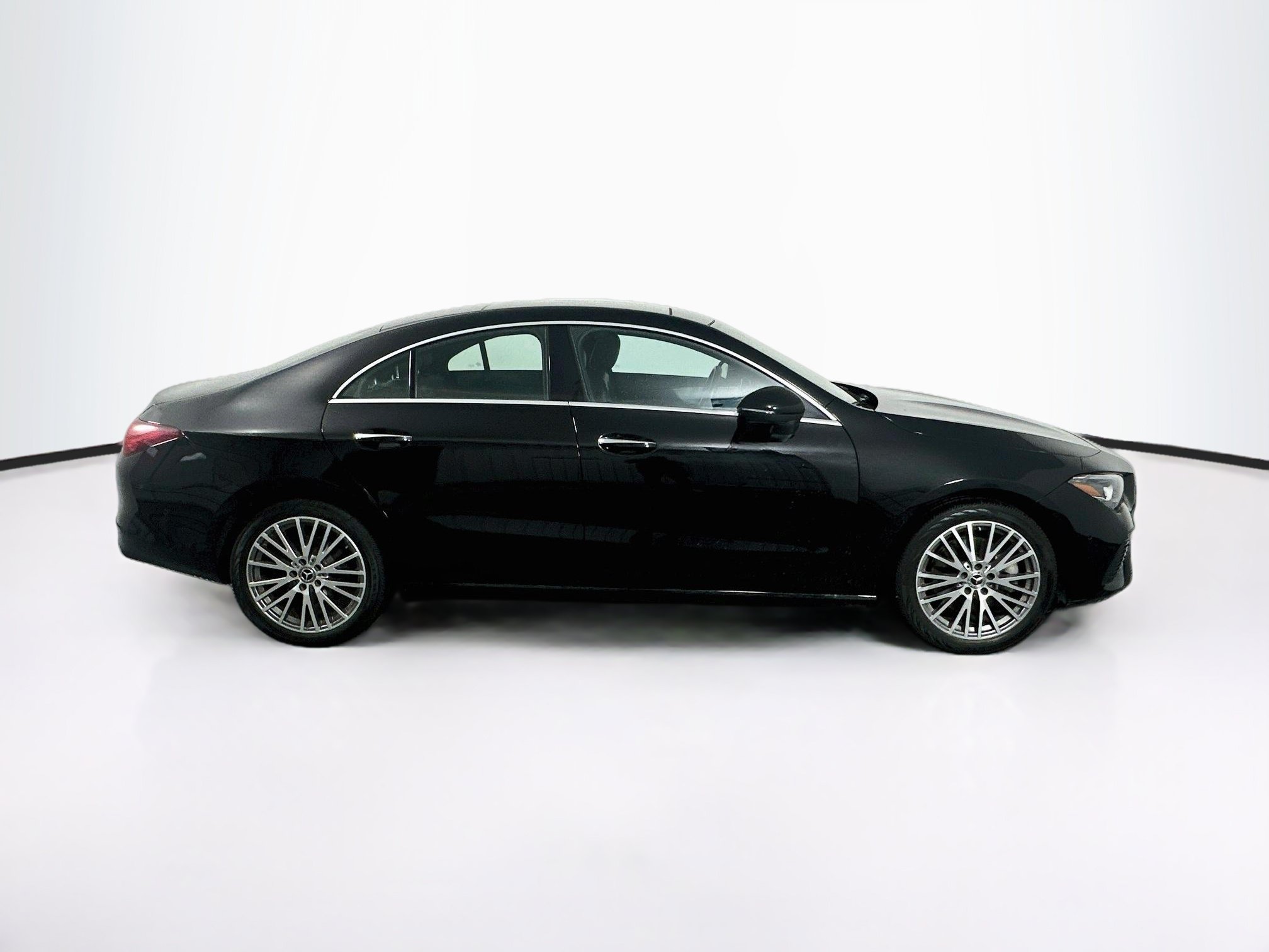 Used 2025 Mercedes-Benz CLA 250 image 10