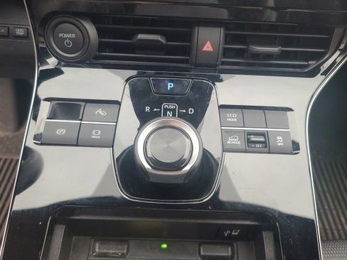 Used 2024 Toyota bZ4X XLE image 23