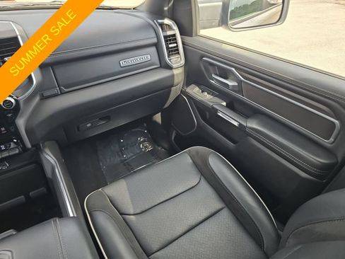 Used 2025 RAM 1500 Laramie AWD/4WD image 12