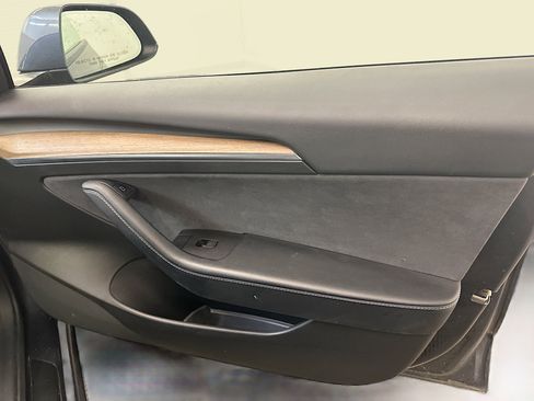 Used 2022 Tesla Model 3 Long Range image 35