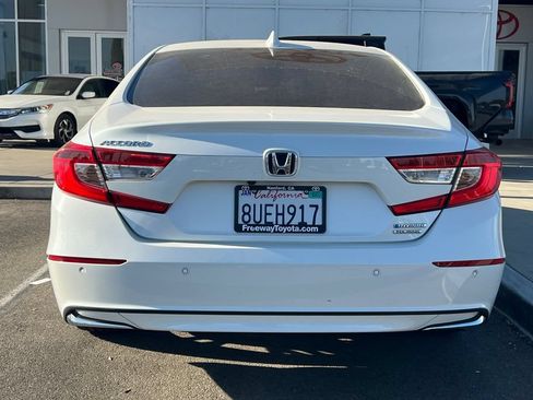 Used 2021 Honda Accord Touring image 7