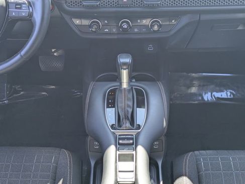 Used 2024 Honda HR-V Sport image 18