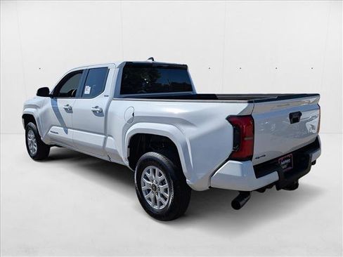 New 2025 Toyota Tacoma SR5 image 7