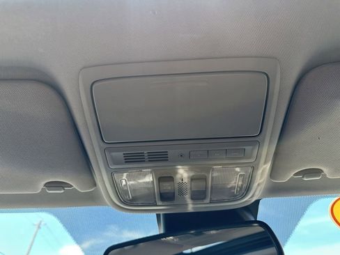 Used 2015 Honda Accord EX-L image 32