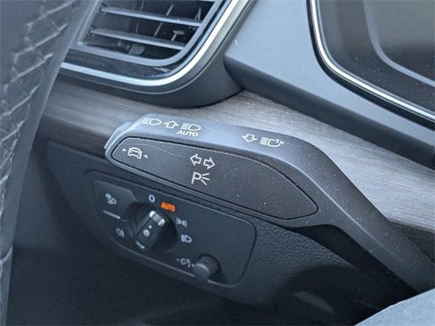 Used 2024 Audi Q5 2.0T Premium Plus image 26