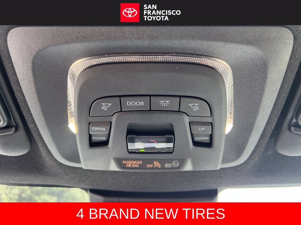 Certified 2024 Toyota Corolla SE w/ SE Package FWD image 28