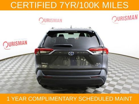 Used 2022 Toyota RAV4 XLE Premium AWD/4WD image 7