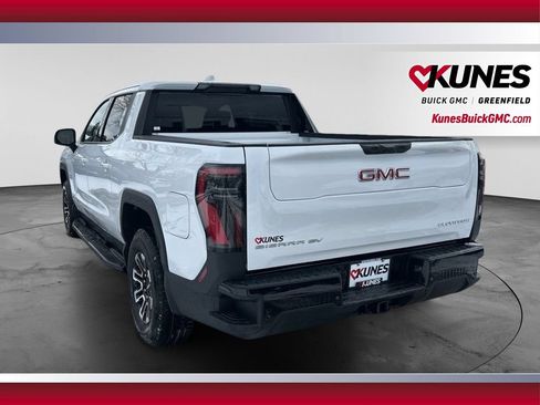 New 2026 GMC Sierra EV Elevation AWD/4WD image 9