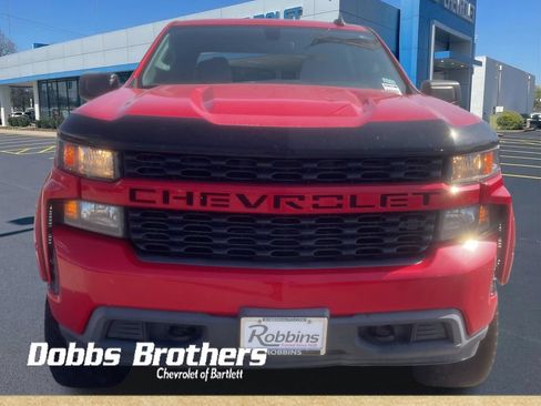Used 2020 Chevrolet Silverado 1500 Custom w/ Custom Value Package RWD image 12