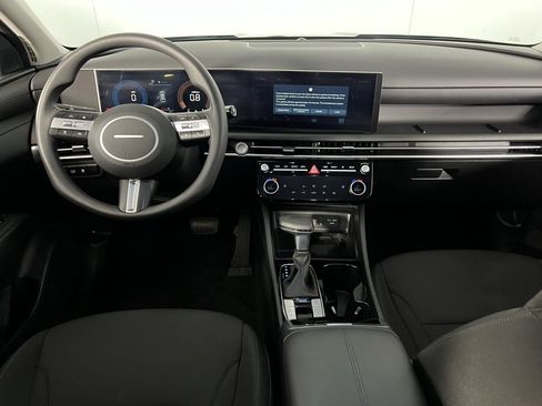 Used 2025 Hyundai Tucson SEL image 14