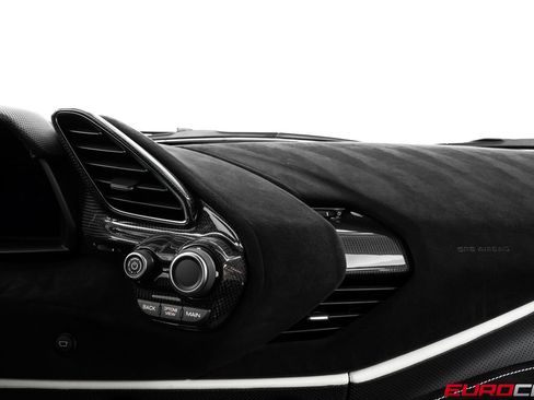 Used 2020 Ferrari 488 Pista Coupe image 38