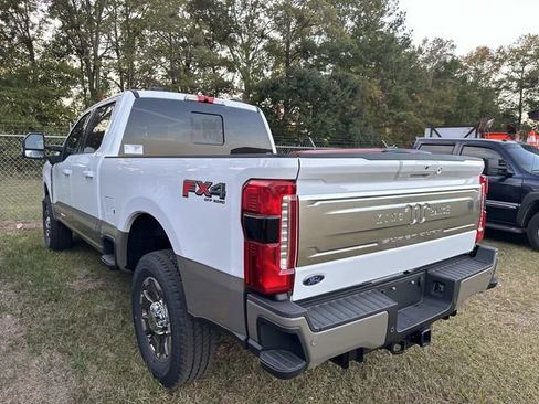 New 2026 Ford F250 King Ranch w/ FX4 Off-Road Package image 5