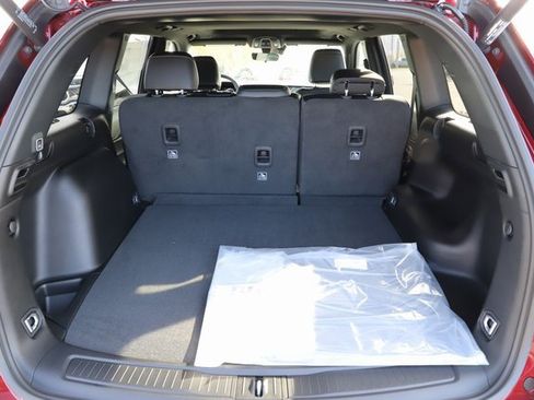 New 2025 Jeep Grand Cherokee Altitude image 7