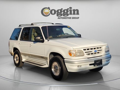 Used 1995 Ford Explorer Eddie Bauer RWD image 7
