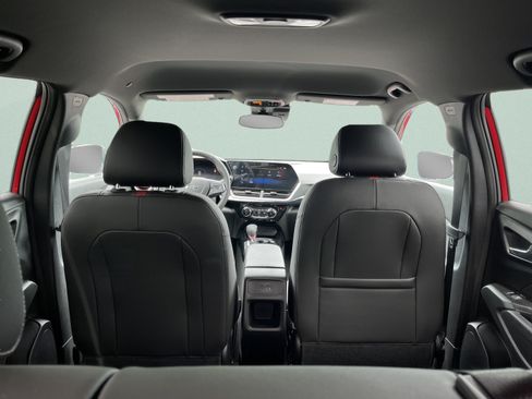 New 2026 Chevrolet Trax RS w/ Driver Confidence Package FWD image 11