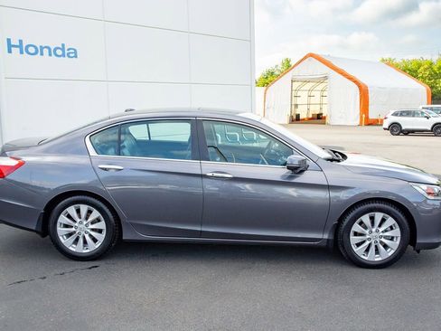 Used 2015 Honda Accord EX-L image 16