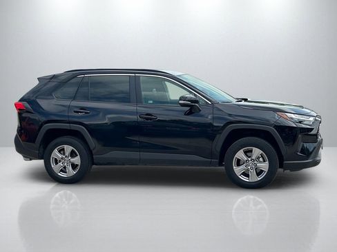 Certified 2025 Toyota RAV4 XLE FWD image 4