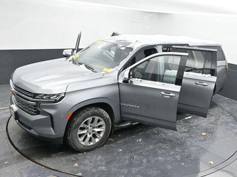 Used 2023 Chevrolet Suburban Premier image 67