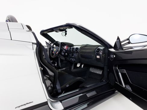 Used 2009 Ferrari F430 Scuderia image 30