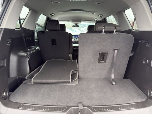 Used 2023 GMC Acadia SLE w/ Driver Convenience Package image 37