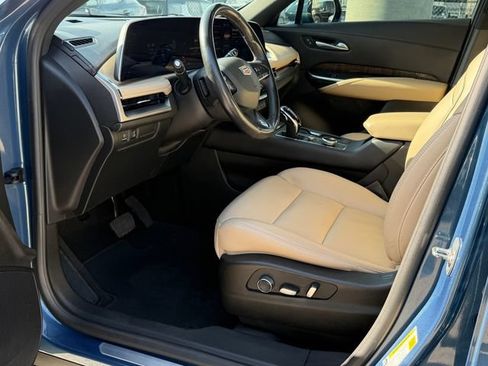 Used 2024 Cadillac XT4 Premium Luxury w/ Cold Weather Package FWD image 13