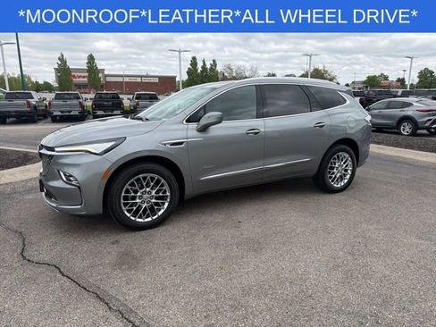 Used 2023 Buick Enclave Avenir w/ Avenir Technology Package AWD/4WD image 6