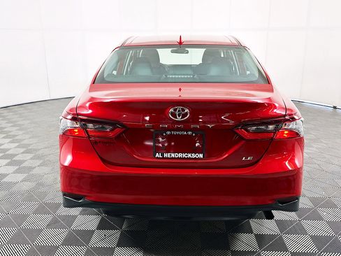 Used 2023 Toyota Camry LE image 4