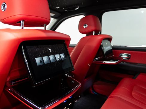 New 2026 Rolls-Royce Cullinan AWD/4WD image 51