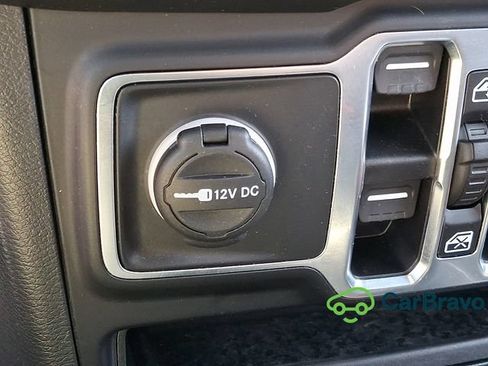 Used 2023 Jeep Wrangler Unlimited Sport AWD/4WD image 25