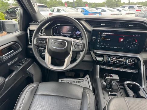 Used 2024 GMC Sierra 1500 Denali w/ Denali Reserve Package AWD/4WD image 14