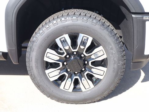 New 2026 GMC Sierra 2500 Denali w/ Denali Reserve Package AWD/4WD image 19