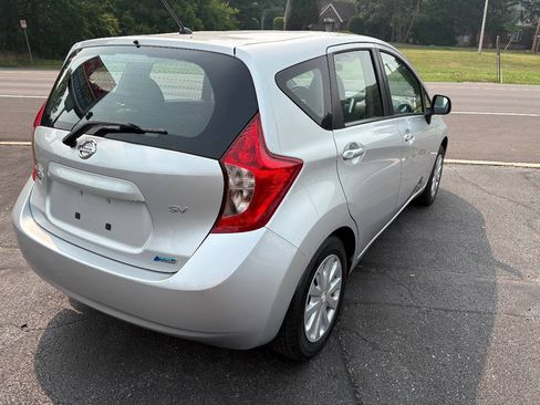 Used 2014 Nissan Versa Note SV FWD image 2