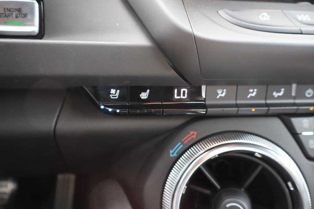 Used 2022 Chevrolet Camaro ZL1 RWD image 15