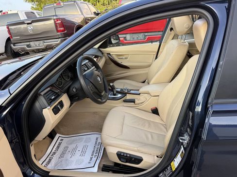 Used 2013 BMW 328i xDrive Sedan AWD/4WD image 7