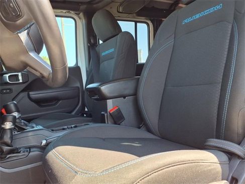 Certified 2022 Jeep Wrangler Unlimited Rubicon 4xe w/ Cold Weather Group image 19