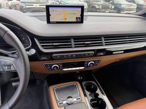 Used 2017 Audi Q7 3.0T Prestige AWD/4WD image 15