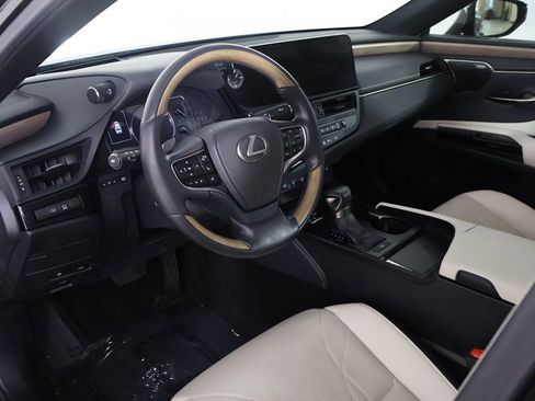 Used 2023 Lexus ES 350 w/ Ultra Luxury Package image 31