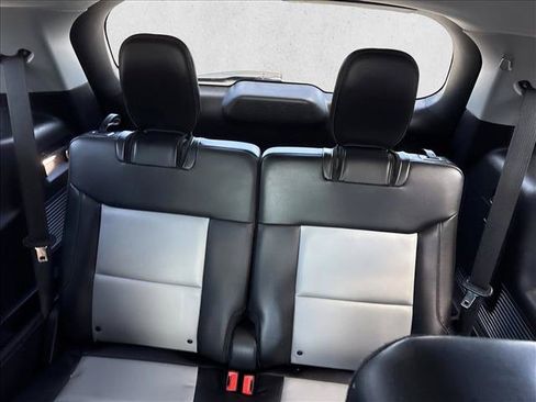 Used 2022 Ford Explorer XLT w/ Equipment Group 202A RWD image 19