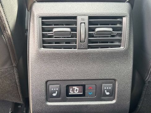 Used 2026 Nissan Rogue Platinum AWD/4WD image 16