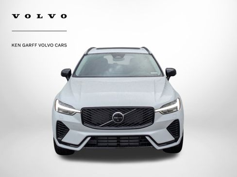 New 2026 Volvo XC60 T8 Ultra w/ Climate Package image 9