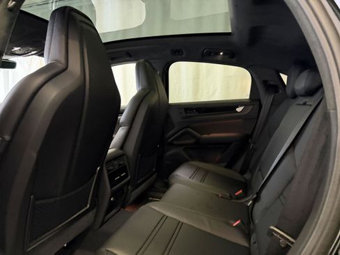 New 2026 Porsche Cayenne GTS image 24