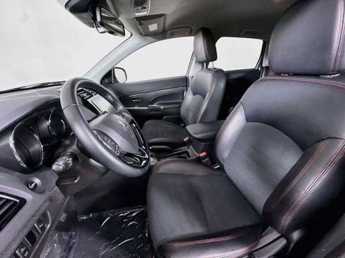 Used 2024 Mitsubishi Outlander Sport AWD image 3