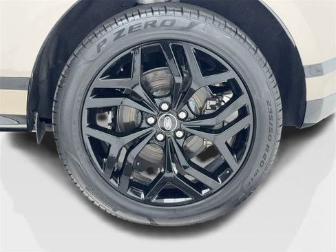 Used 2021 Land Rover Range Rover Evoque R-Dynamic SE image 54