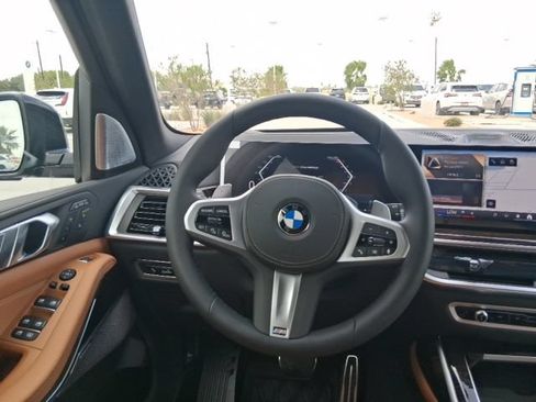 New 2027 BMW X7 xDrive40i w/ Executive Package AWD/4WD image 9