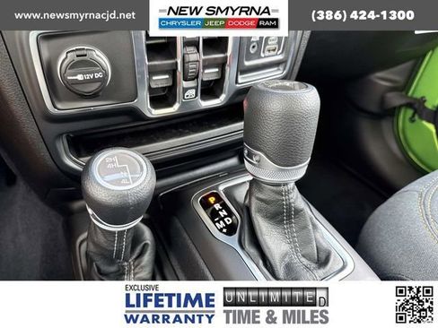 New 2025 Jeep Gladiator Sport image 25