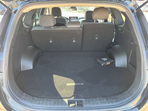 Used 2022 Hyundai Santa Fe SEL w/ Cargo Package image 27