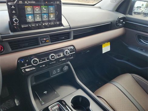 New 2025 Honda Pilot Elite image 11