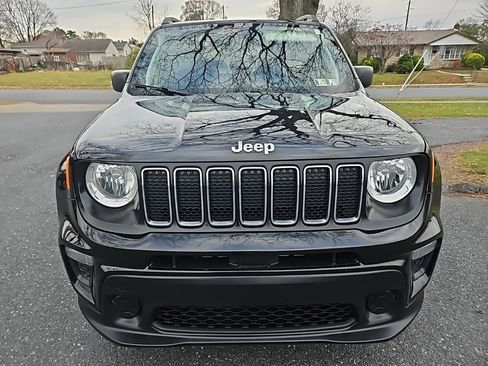 Used 2020 Jeep Renegade Sport w/ Sport Appearance Group image 2
