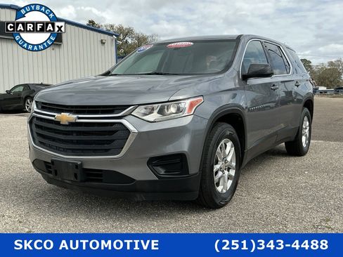 Used 2019 Chevrolet Traverse LS image 1